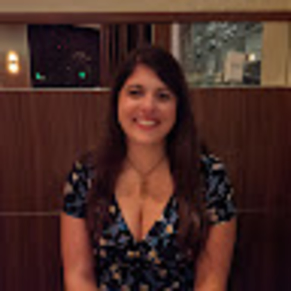 Meet your Posher, Angela